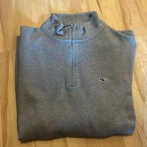 Gray Vineyard Vines Pull Over